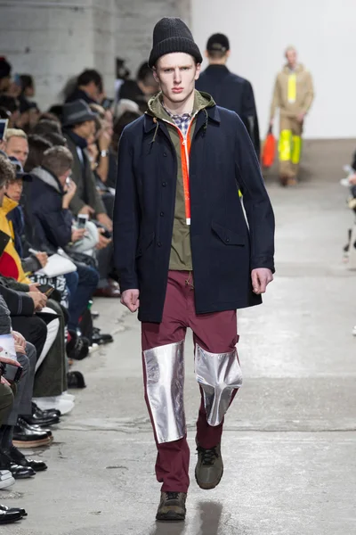 Look 9